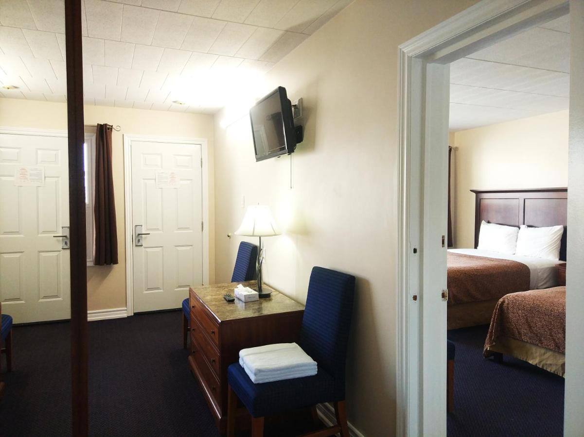 Joys Motel